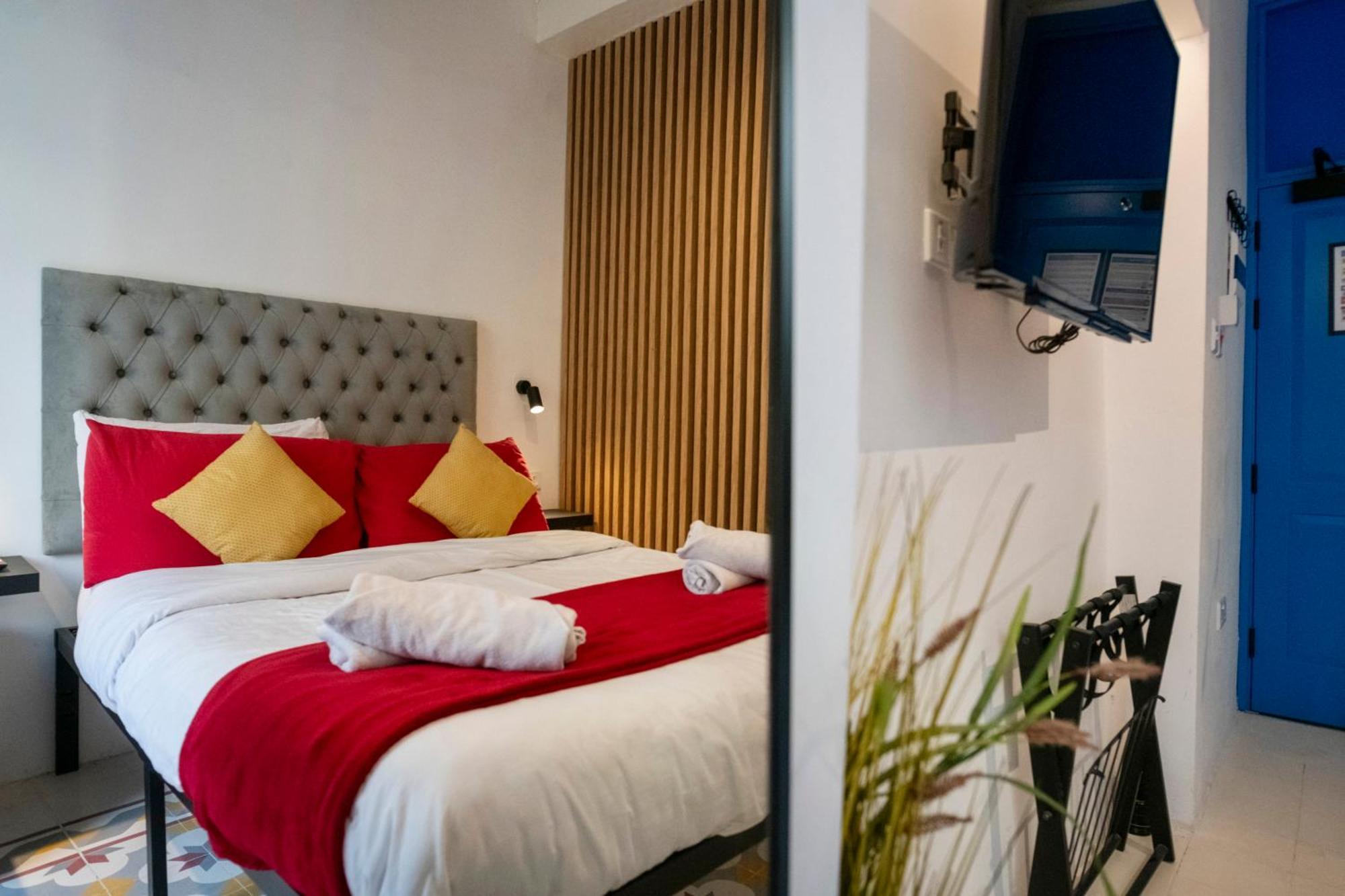 Mandera'S Boutique Suites & Dorms فاليتا المظهر الخارجي الصورة